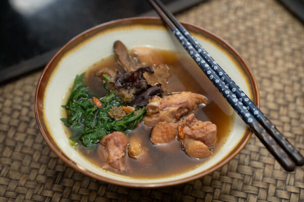 Món gà tần